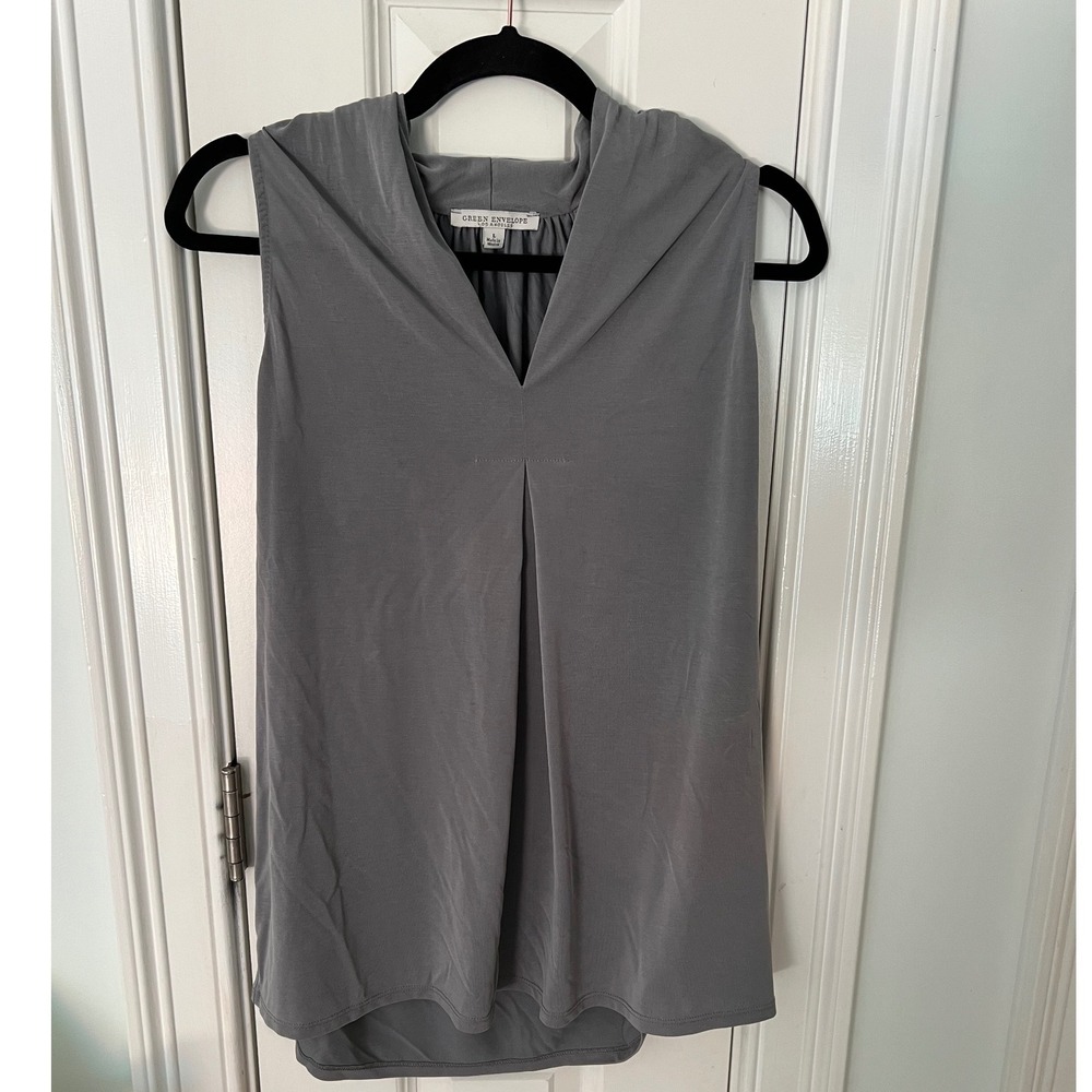 Green Envelope Los Angeles Gray Sleeveless Shawl Collar Pleated Blouse Large
